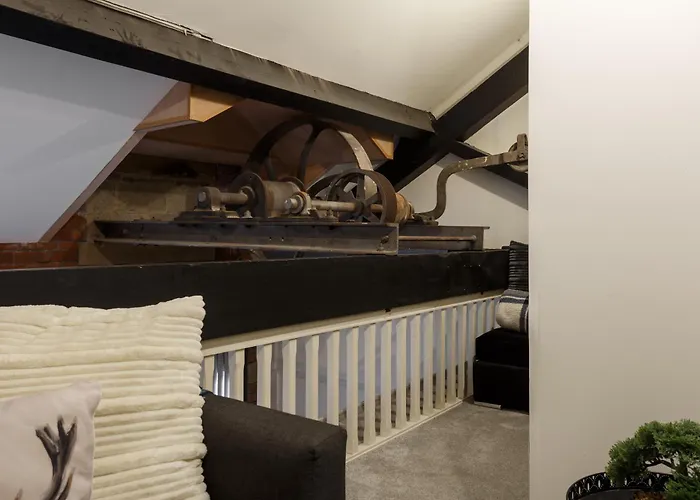 2 Bed New York Style Loft Free Parking