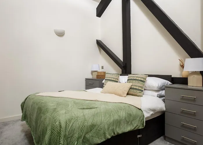 2 Bed New York Style Loft Free Parking شقة