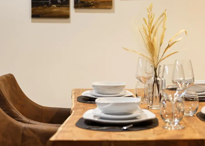 2 Bed New York Style Loft Free Parking شقة *